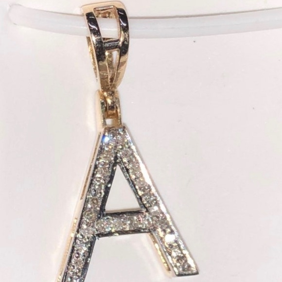 10k REAL gold REAL DIAMOND K initial pendant charm - Picture 12 of 12